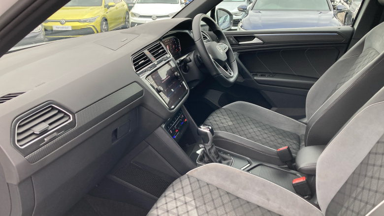 Volkswagen Tiguan 2.0 TDI R-Line 5dr DSG Diesel Estate